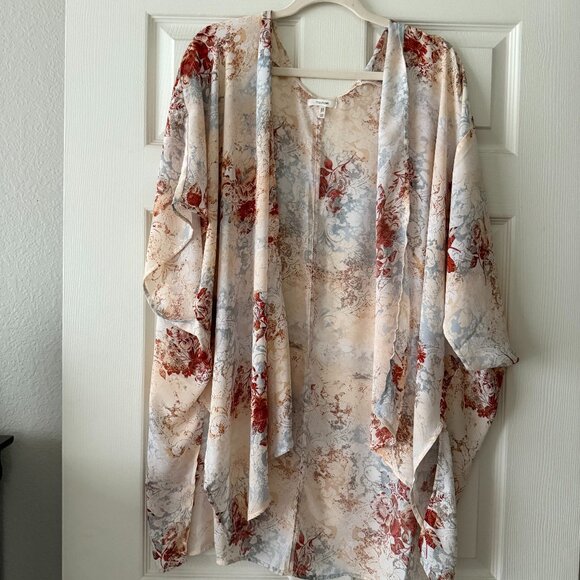 Maurices Red and White Floral Ruana/Kimono - Picture 1 of 4